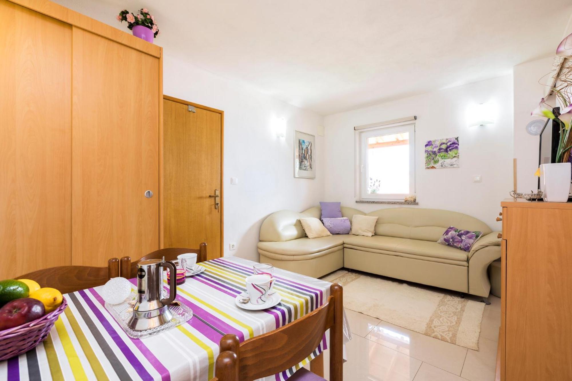 ולון Apartmani I Soba Roberto I Mirjana מראה חיצוני תמונה