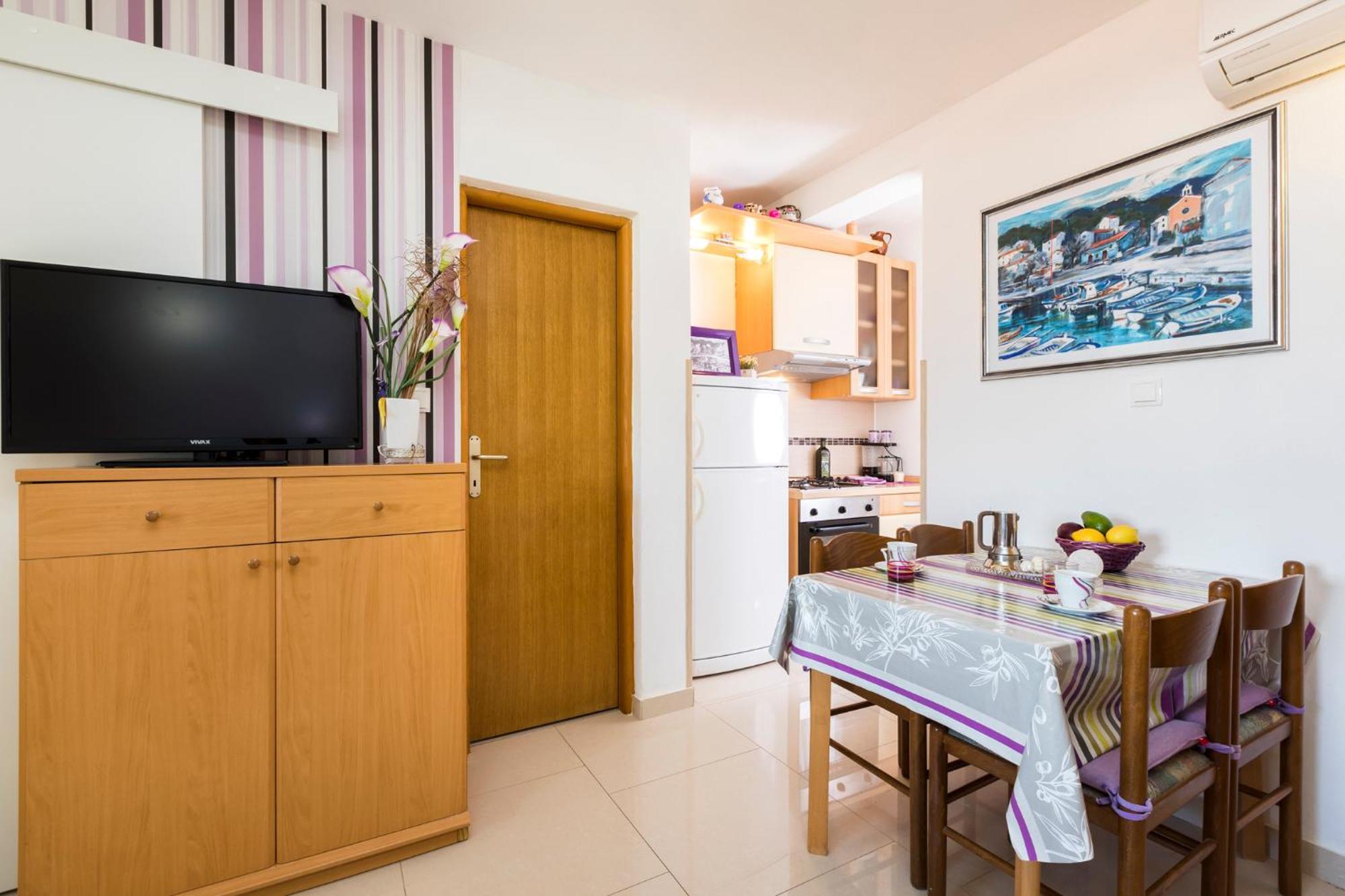 ולון Apartmani I Soba Roberto I Mirjana מראה חיצוני תמונה